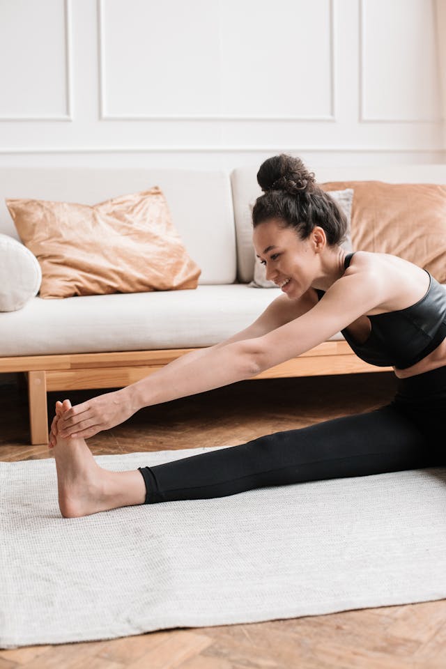 Stay Fit Working out from Home: Your Guide to Effective At-Home Fitness Routines
